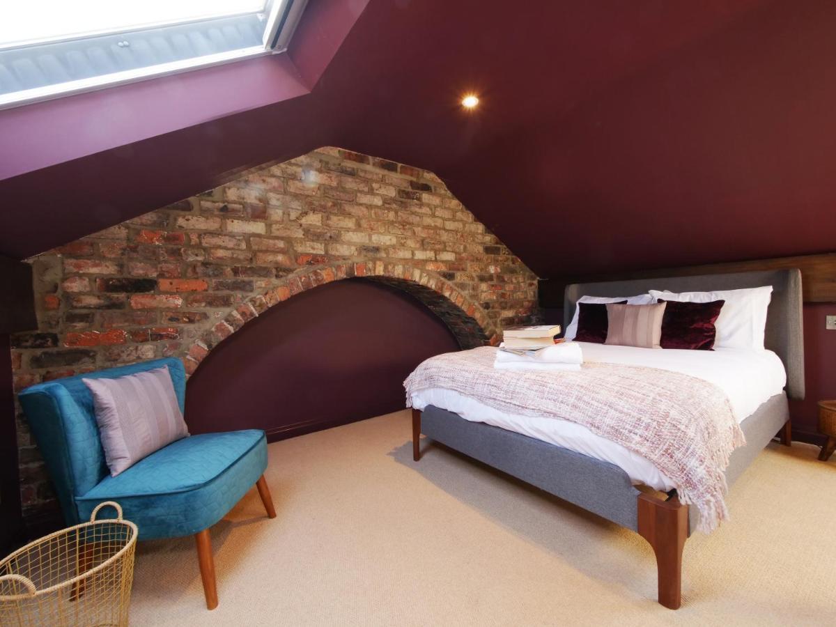 Bar Wall Cottage-City Wall Views-Sleeps 5 Йорк Экстерьер фото